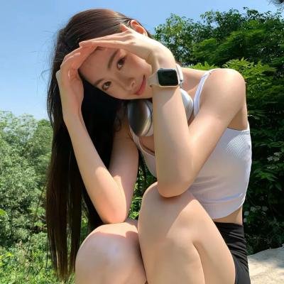 我夺走了男主的初夜 海报